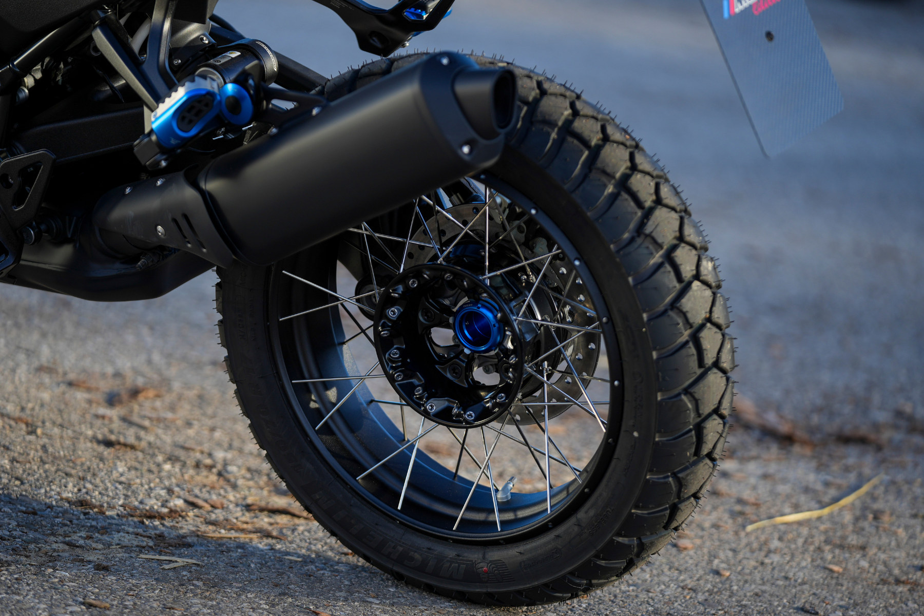 ----BMW_Motorrad_Martin_Edition_R12_GS_03.jpg