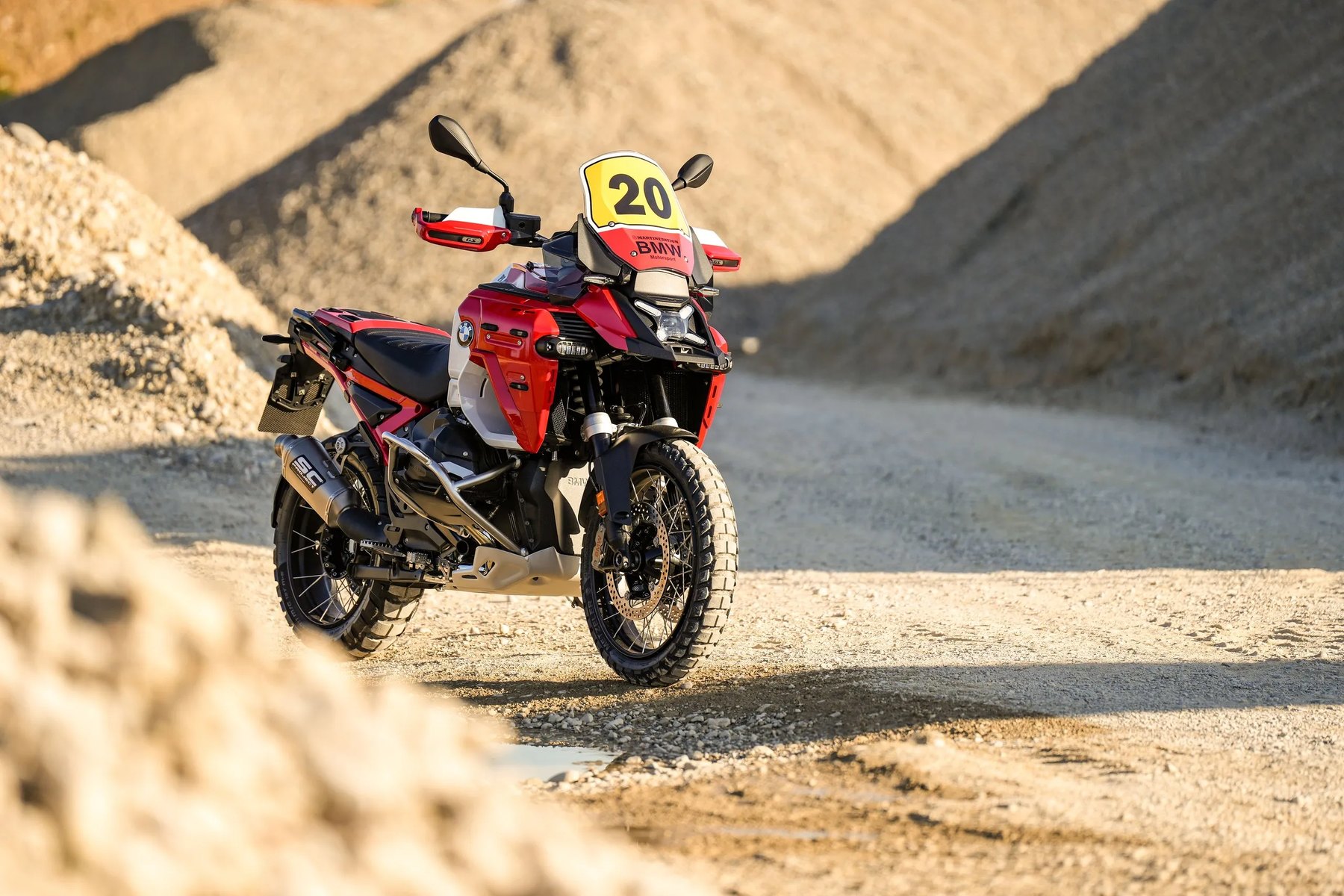 --BMW_R_1300_GS_Adventure_Martin_Edition_Rallye_Dakar_2_Motorschutz_Trophy.jpg