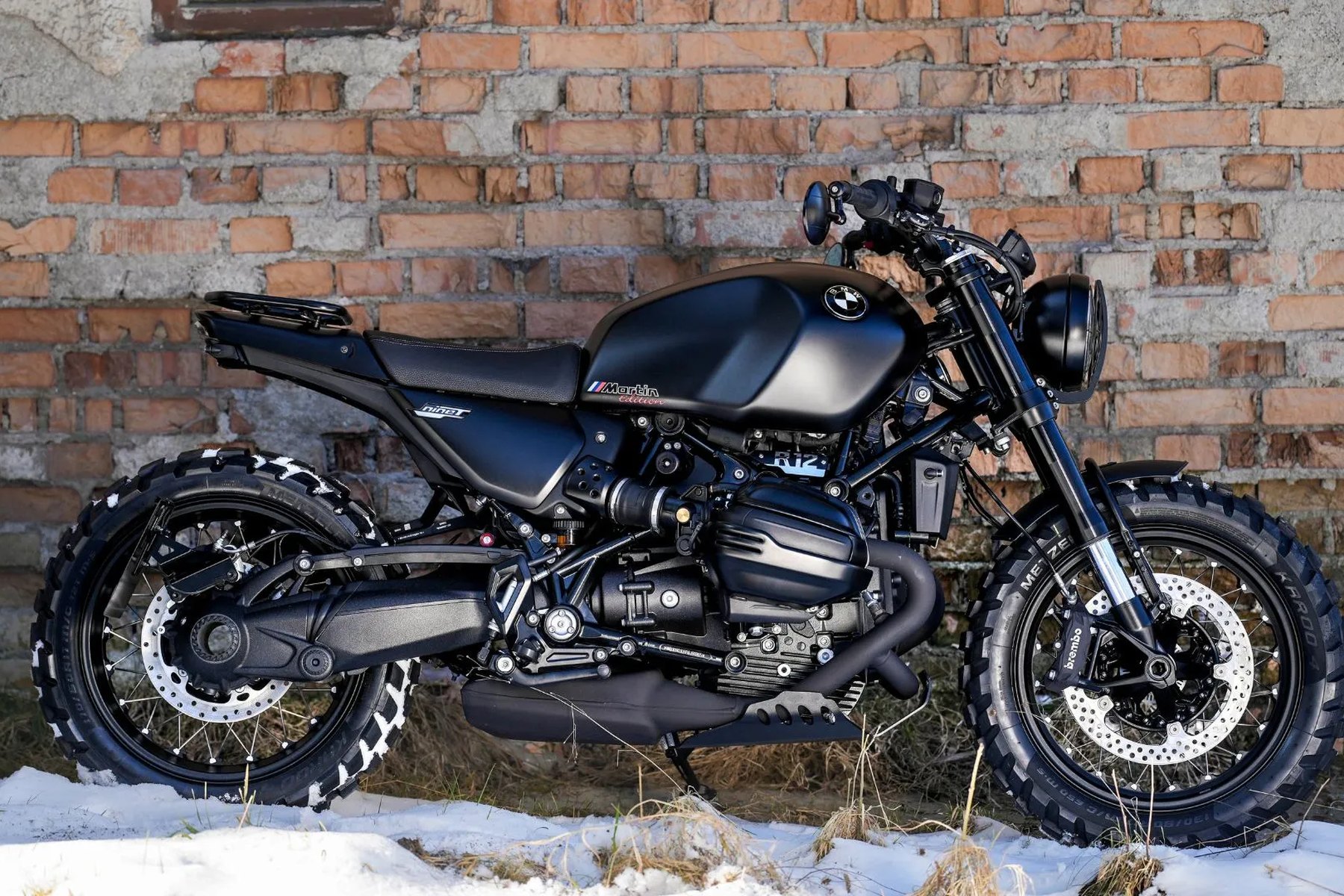 -BMW_R_12_nineT_Martin_Edition_Big_Foot_2_SW-Motech_Motorschutz_Rizoma_Blinker.jpg